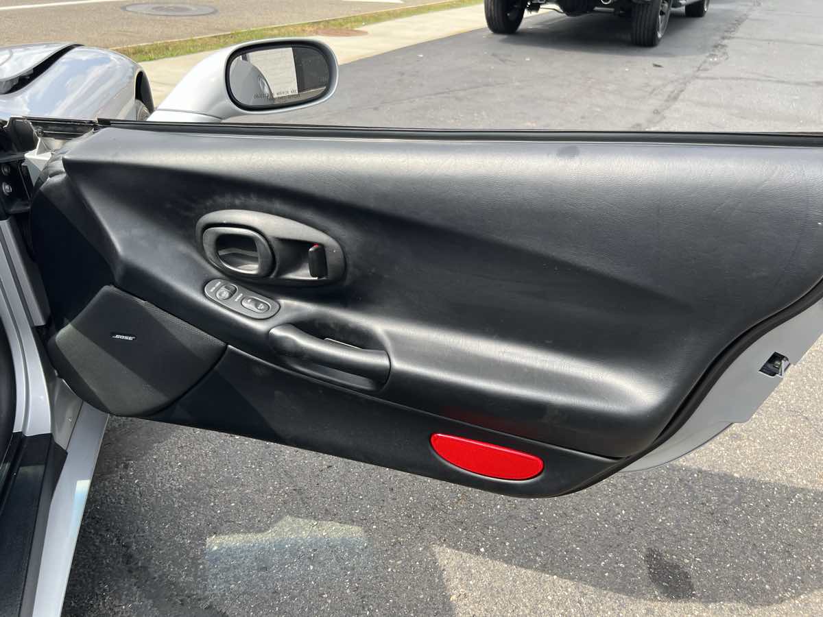 1998 Chevrolet Corvette photo 17