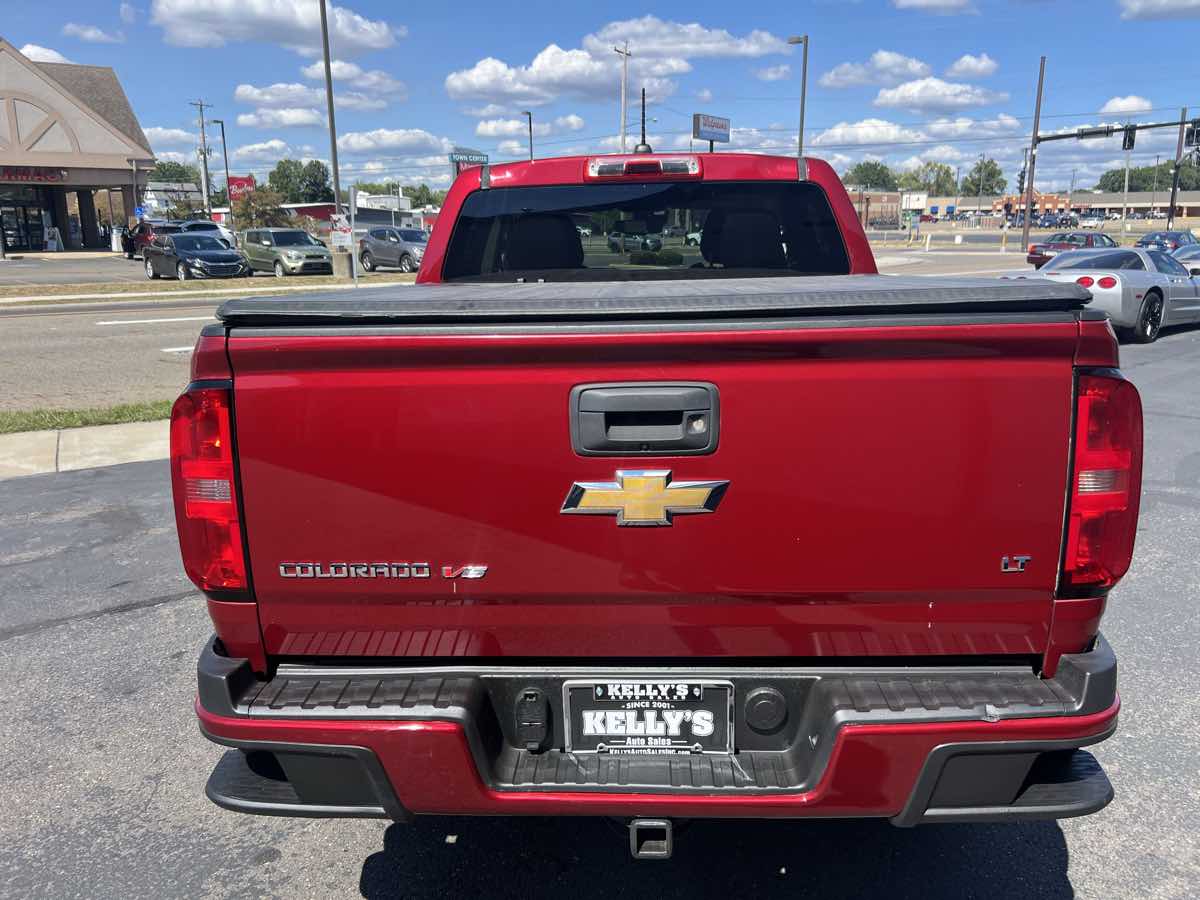 2018 Chevrolet Colorado LT photo 4