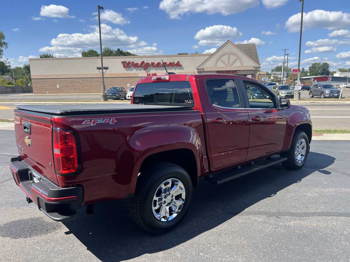 2018 Chevrolet Colorado LT photo 5