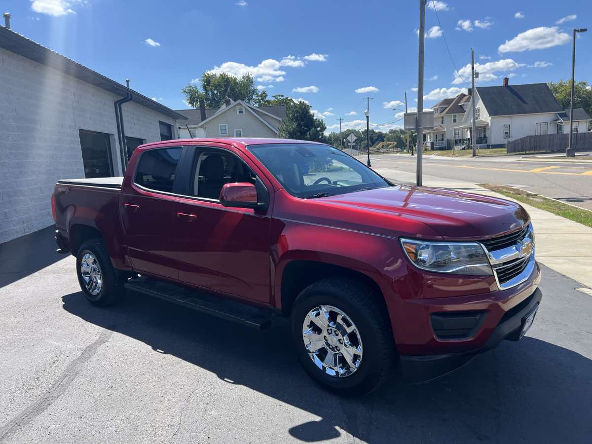 2018 Chevrolet Colorado LT photo 6