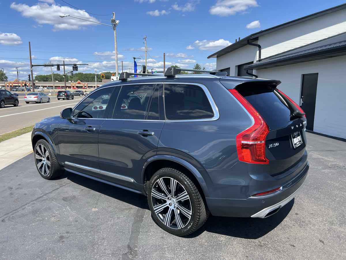 2020 Volvo XC90 Inscription photo 2