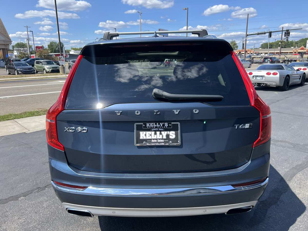 2020 Volvo XC90 Inscription photo 3