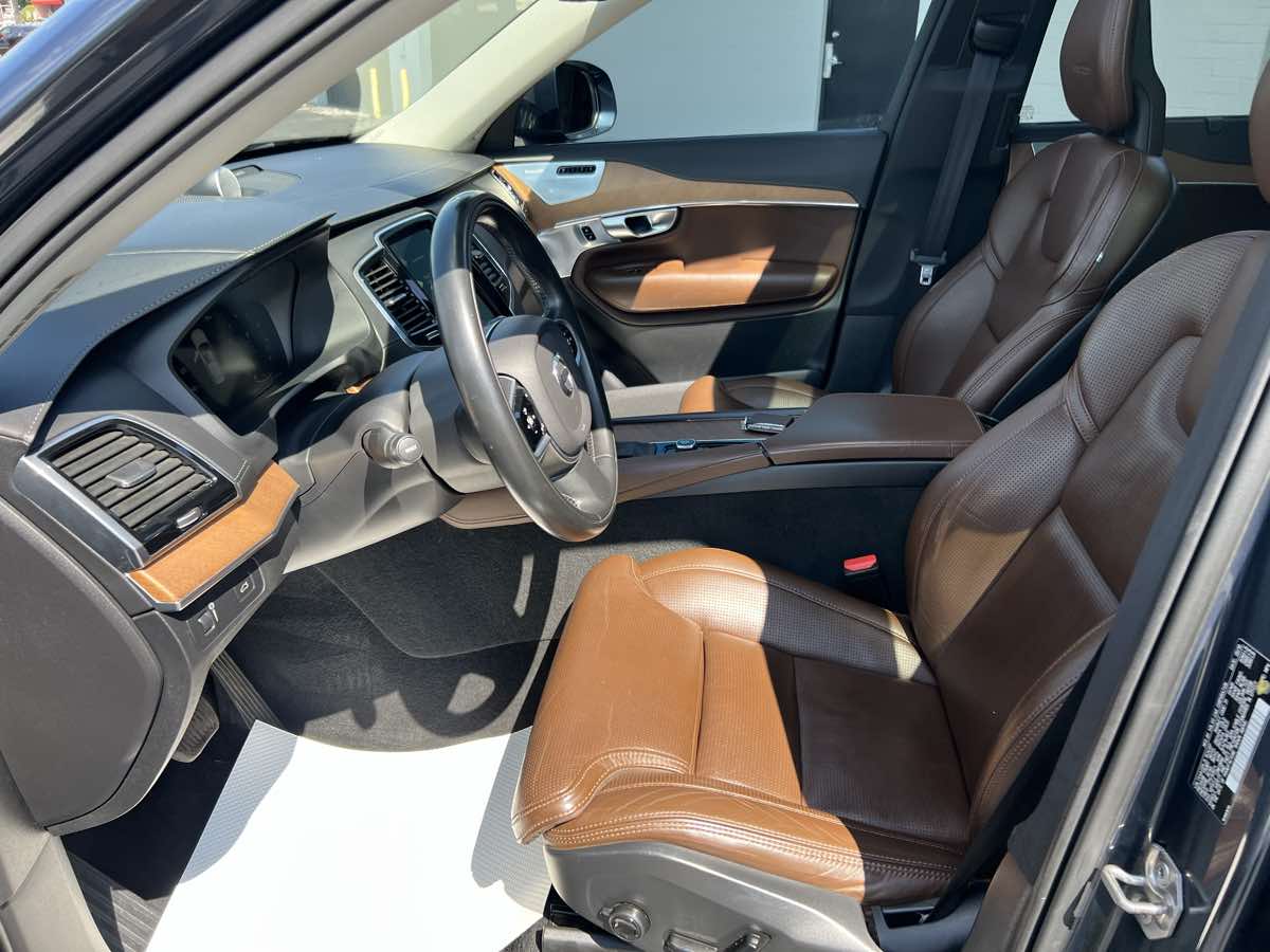 2020 Volvo XC90 Inscription photo 8