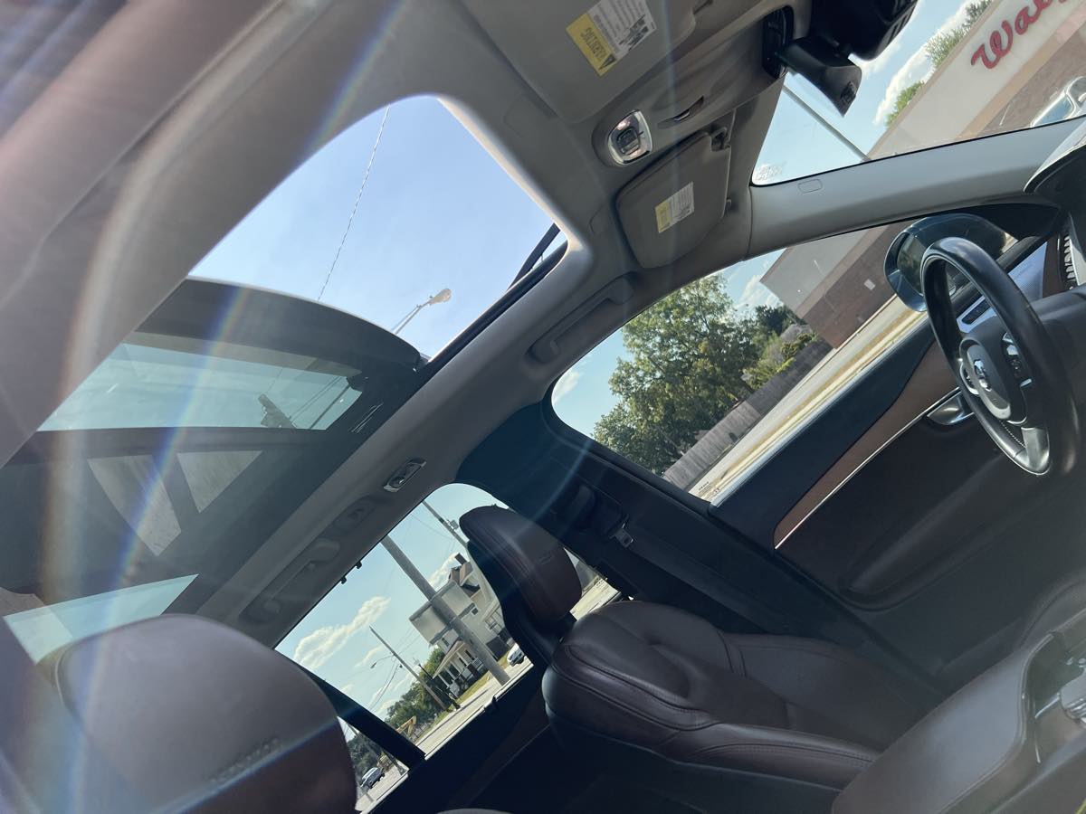 2020 Volvo XC90 Inscription photo 19