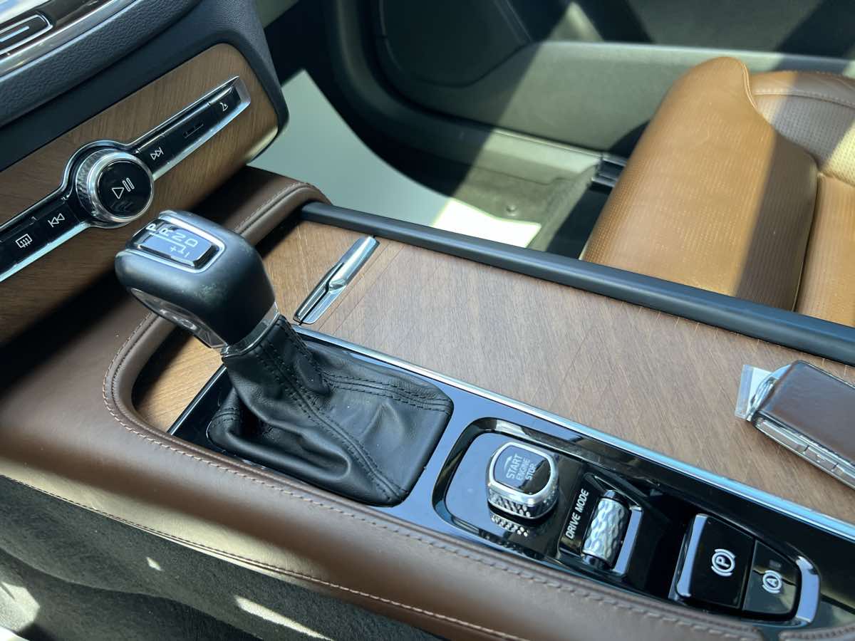 2020 Volvo XC90 Inscription photo 22