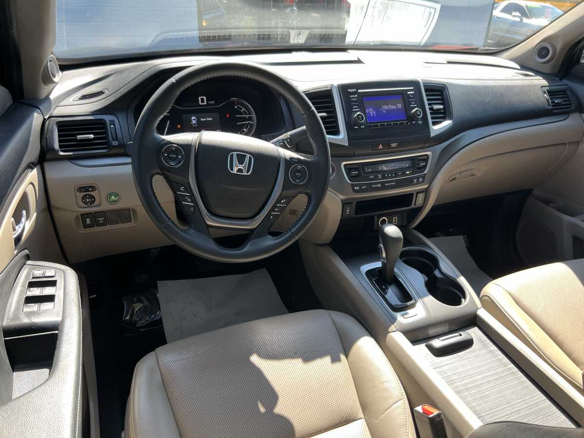 2019 Honda Ridgeline RTL photo 14