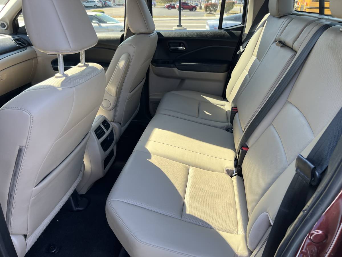 2019 Honda Ridgeline RTL photo 15