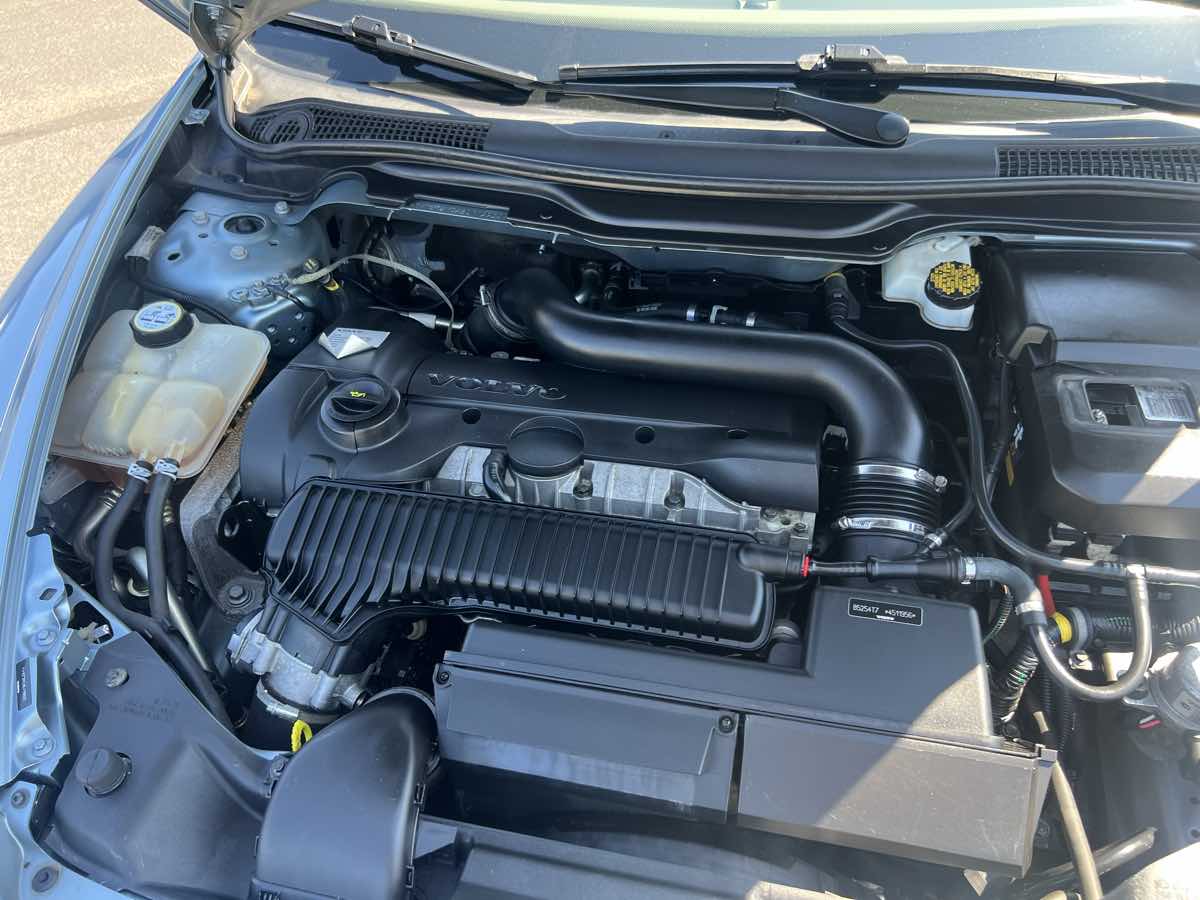 2011 Volvo C70 T5 photo 17
