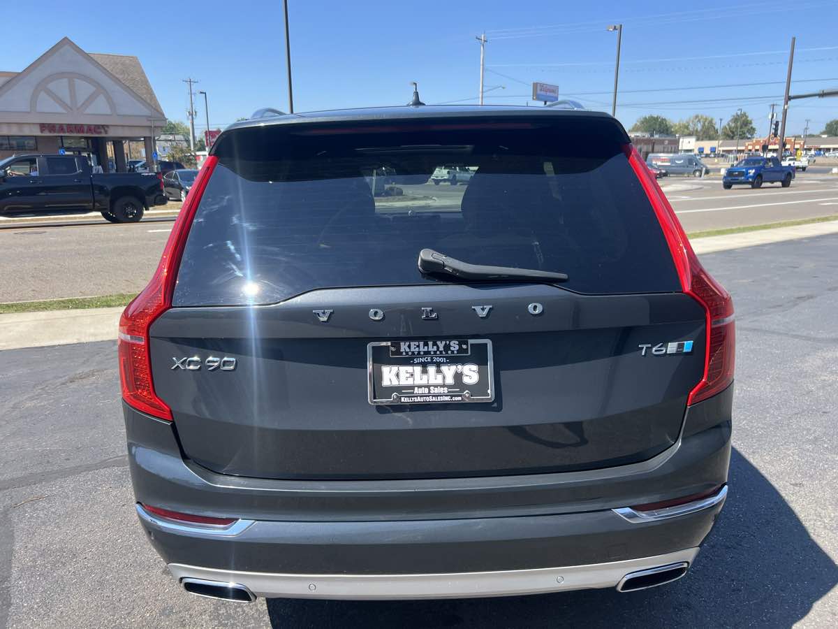 2017 Volvo XC90 Inscription photo 4