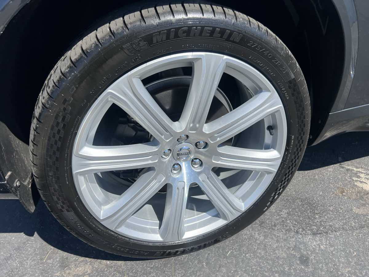 2017 Volvo XC90 Inscription photo 8