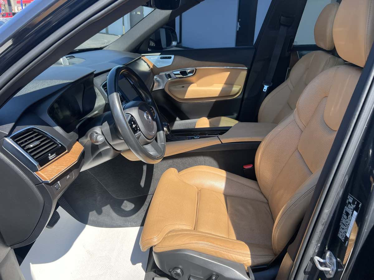 2017 Volvo XC90 Inscription photo 11