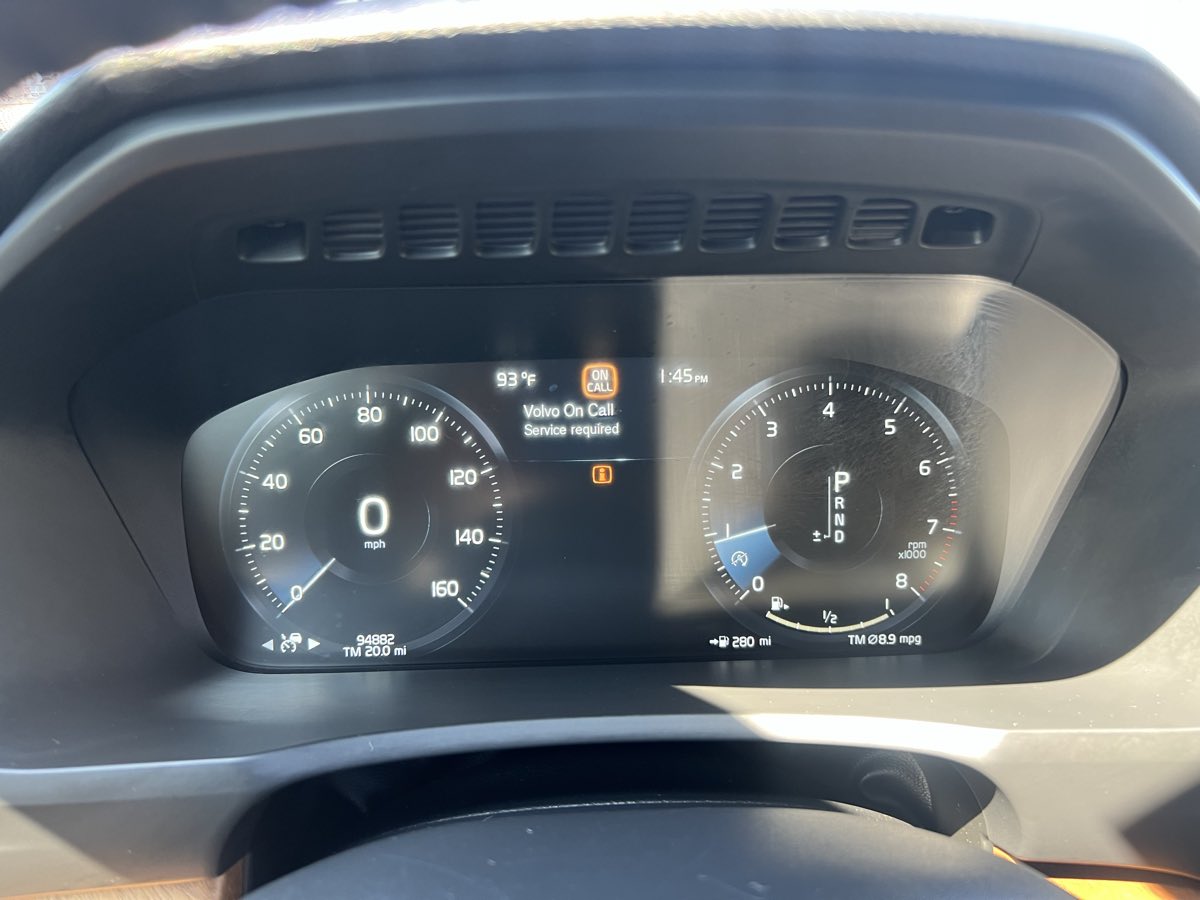 2017 Volvo XC90 Inscription photo 29