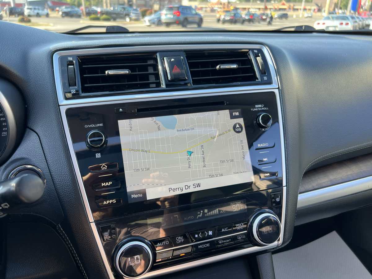 2018 Subaru Outback Limited photo 22