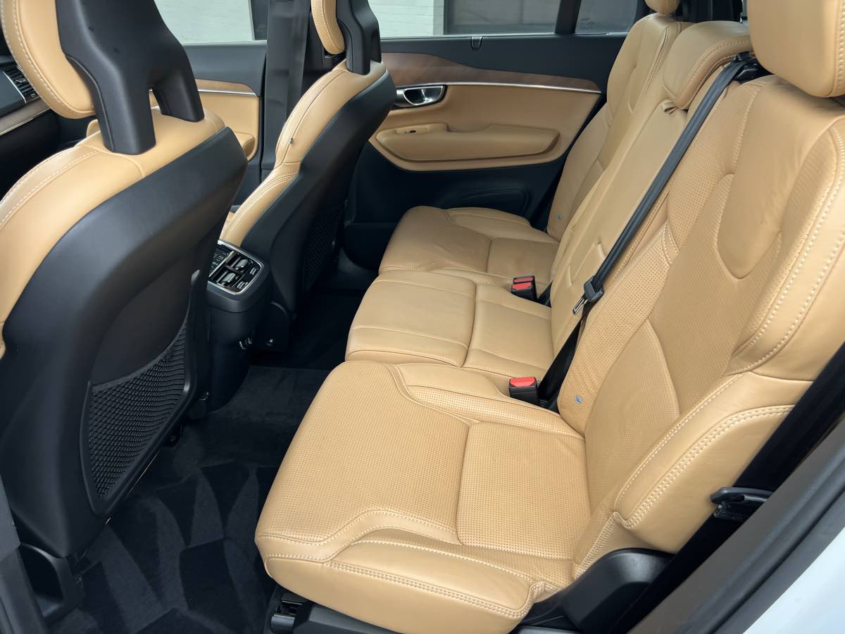 2017 Volvo XC90 Inscription photo 14