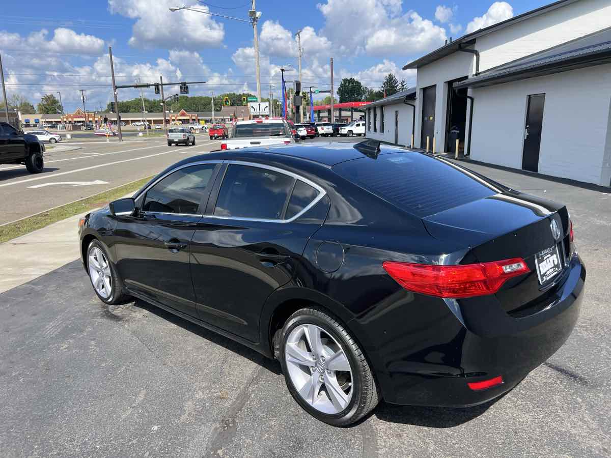 2015 Acura ILX 2.0L photo 3