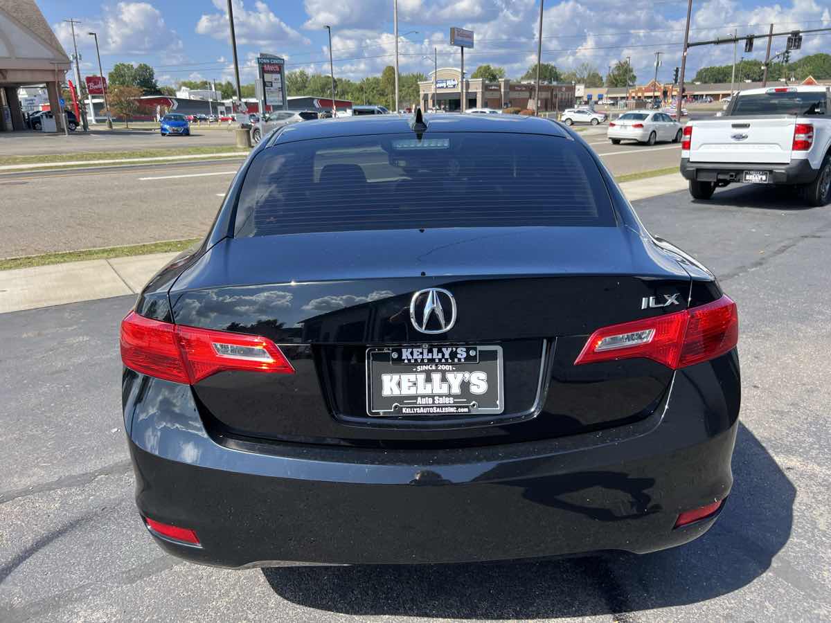 2015 Acura ILX 2.0L photo 4