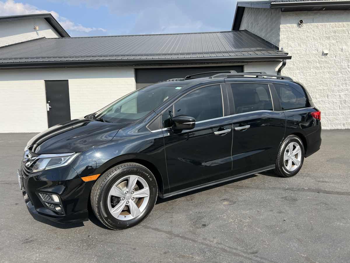 2019 Honda Odyssey EX-L photo 2