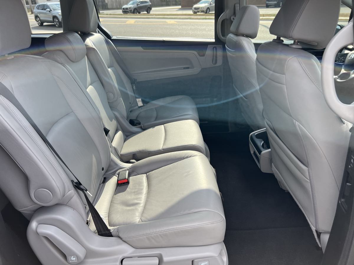 2019 Honda Odyssey EX-L photo 16