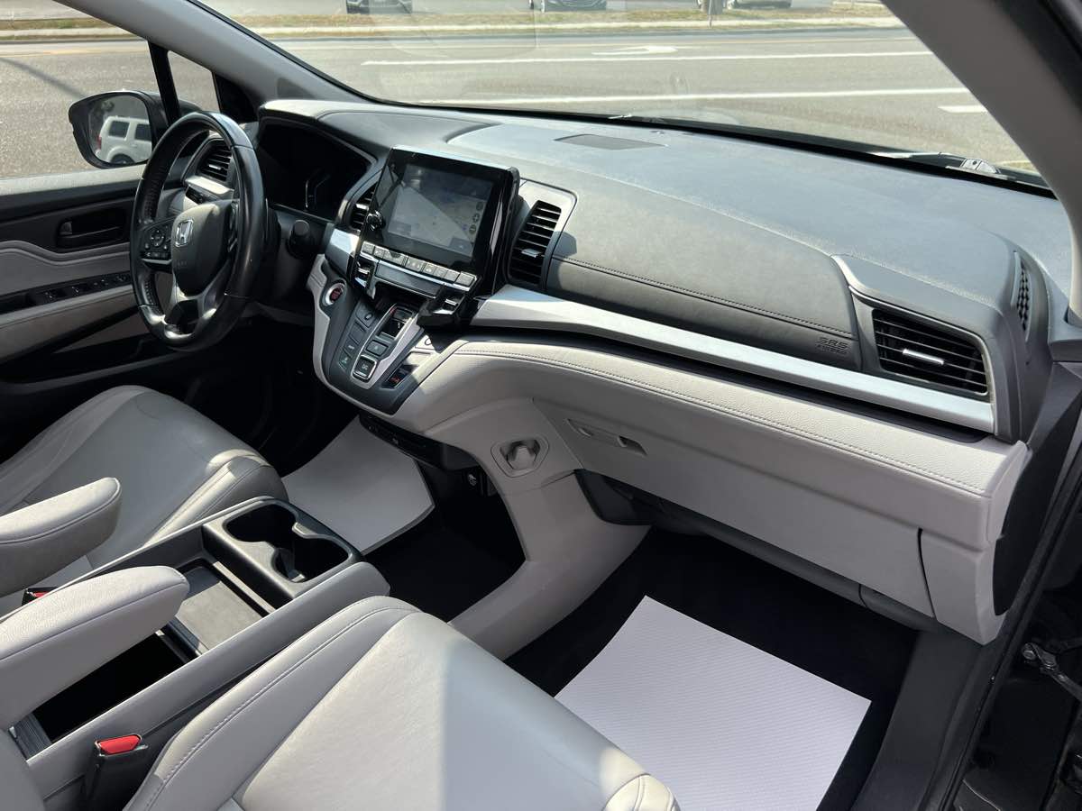 2019 Honda Odyssey EX-L photo 19