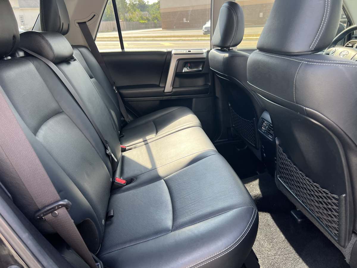 2016 Toyota 4Runner Limited photo 15