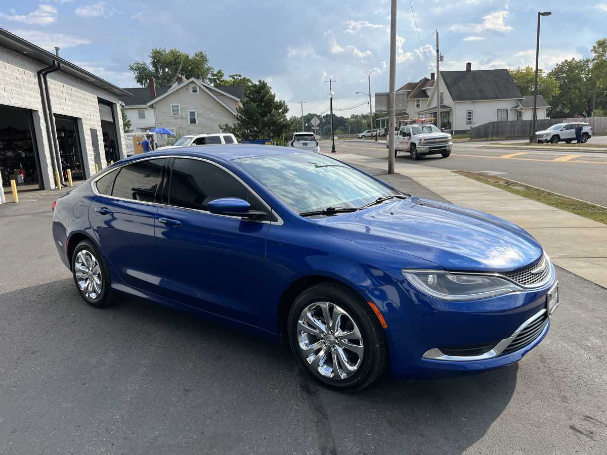 2015 Chrysler 200 Limited photo 6