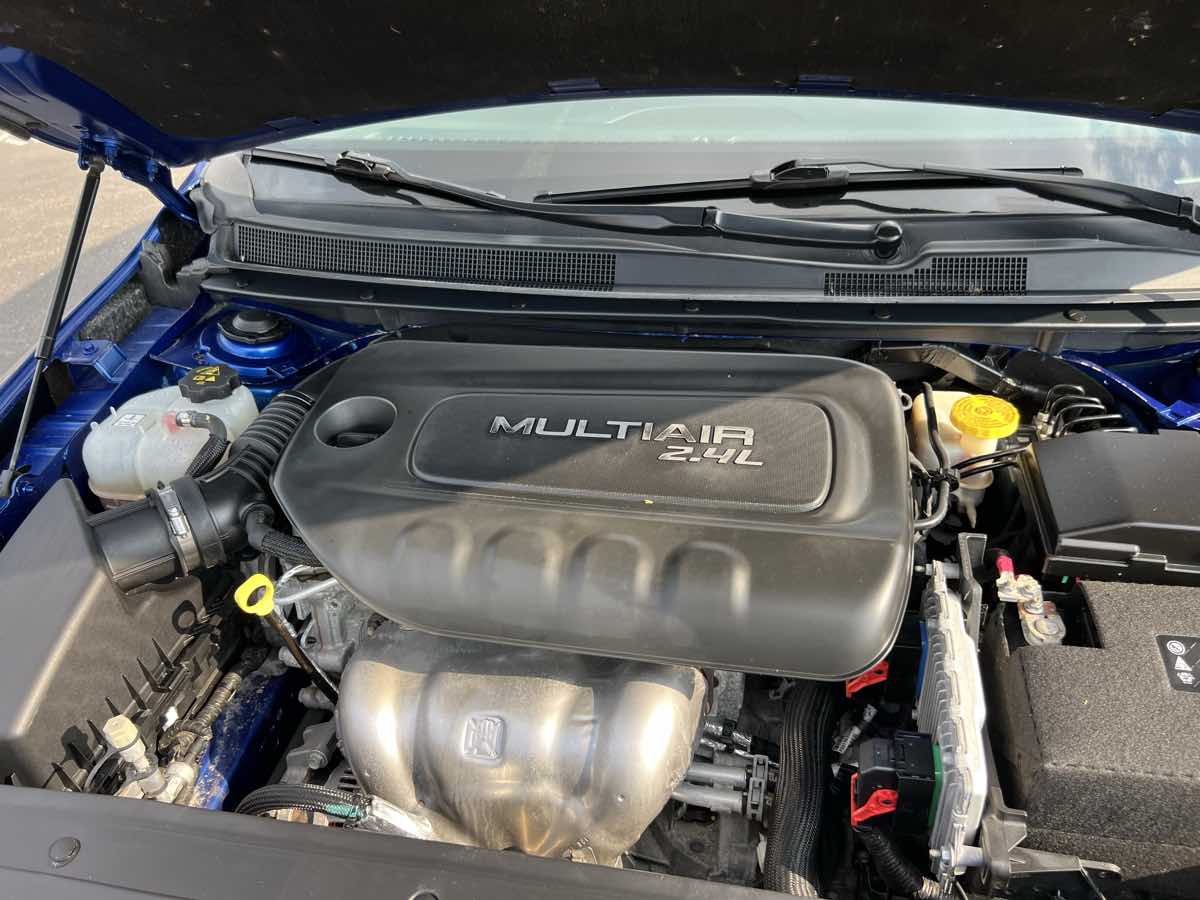 2015 Chrysler 200 Limited photo 19