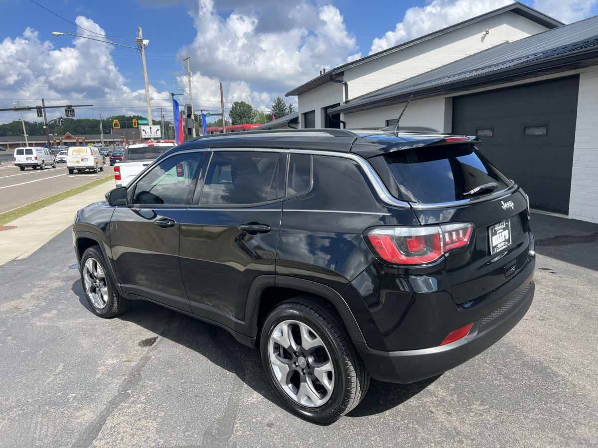 2019 Jeep Compass Limited photo 2
