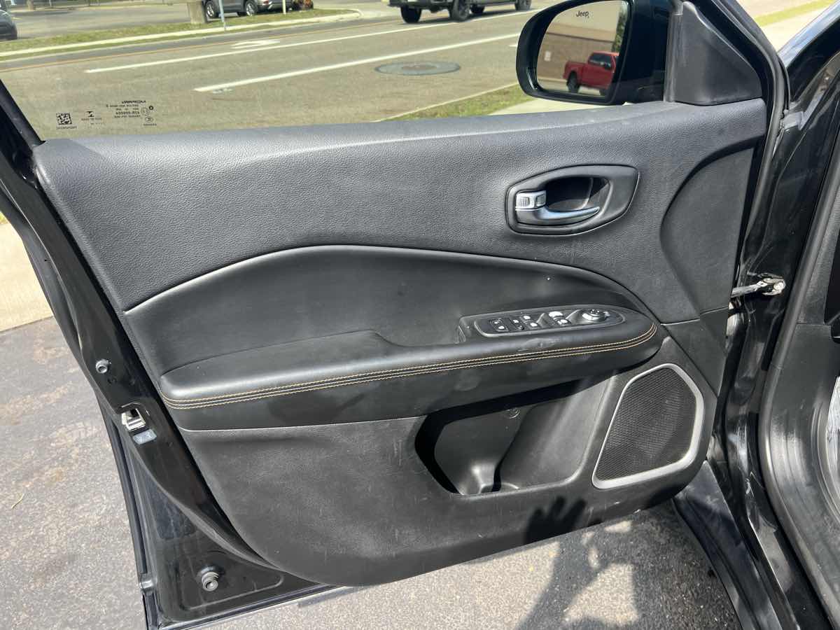 2019 Jeep Compass Limited photo 10