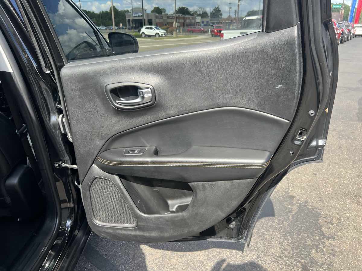 2019 Jeep Compass Limited photo 16