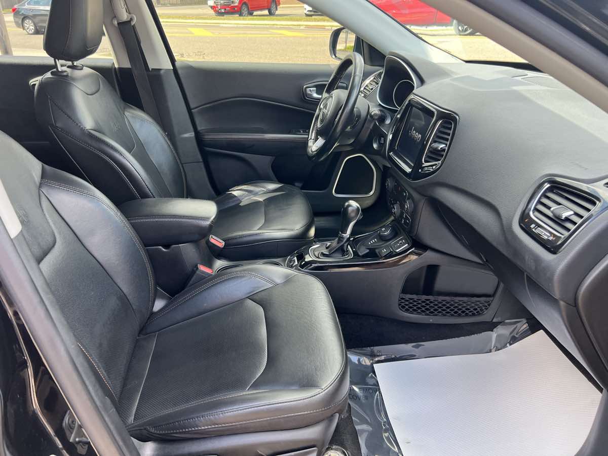 2019 Jeep Compass Limited photo 17