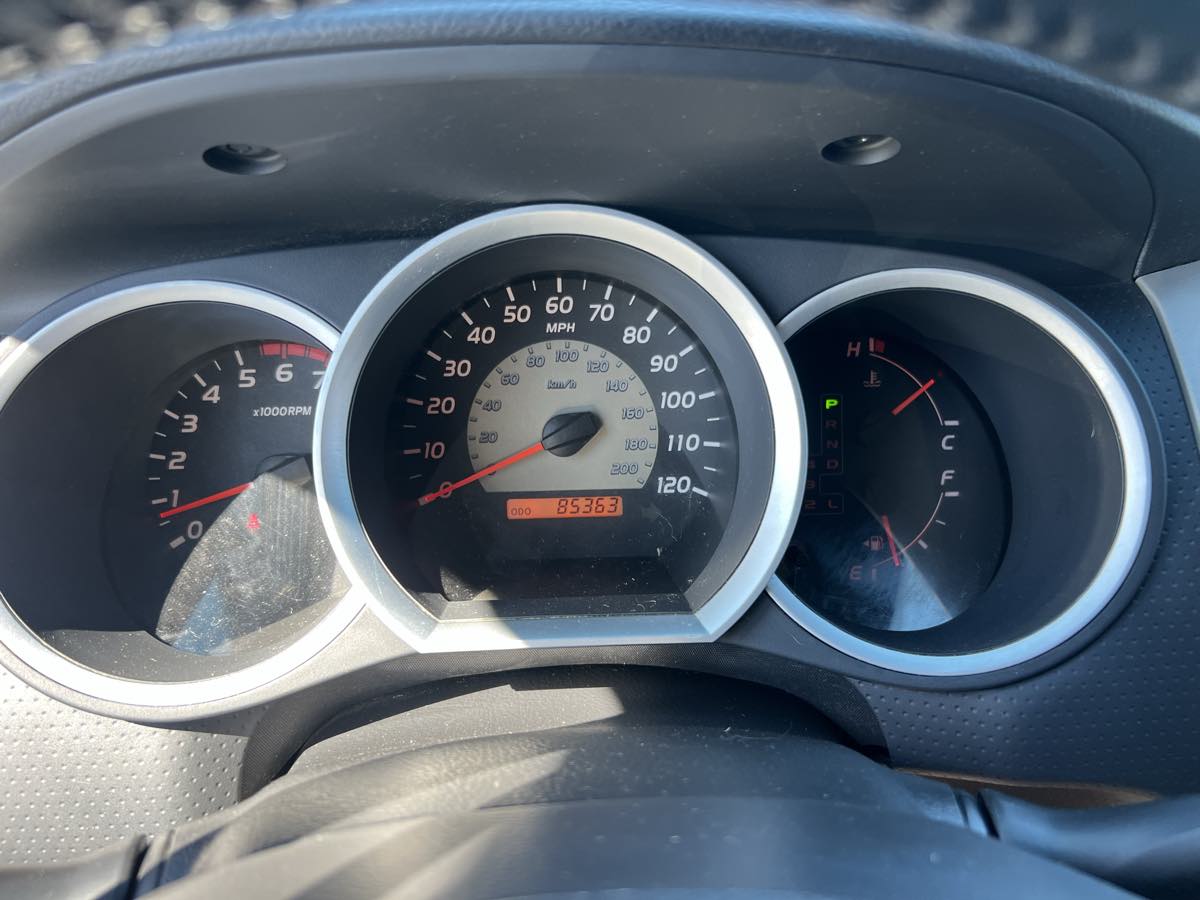 2011 Toyota Tacoma 4x4 Access Cab V6 photo 24