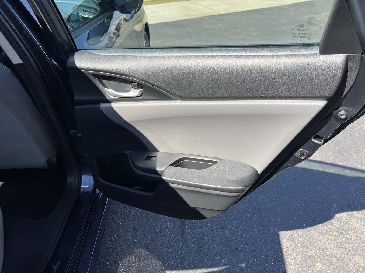 2017 Honda Civic LX photo 16