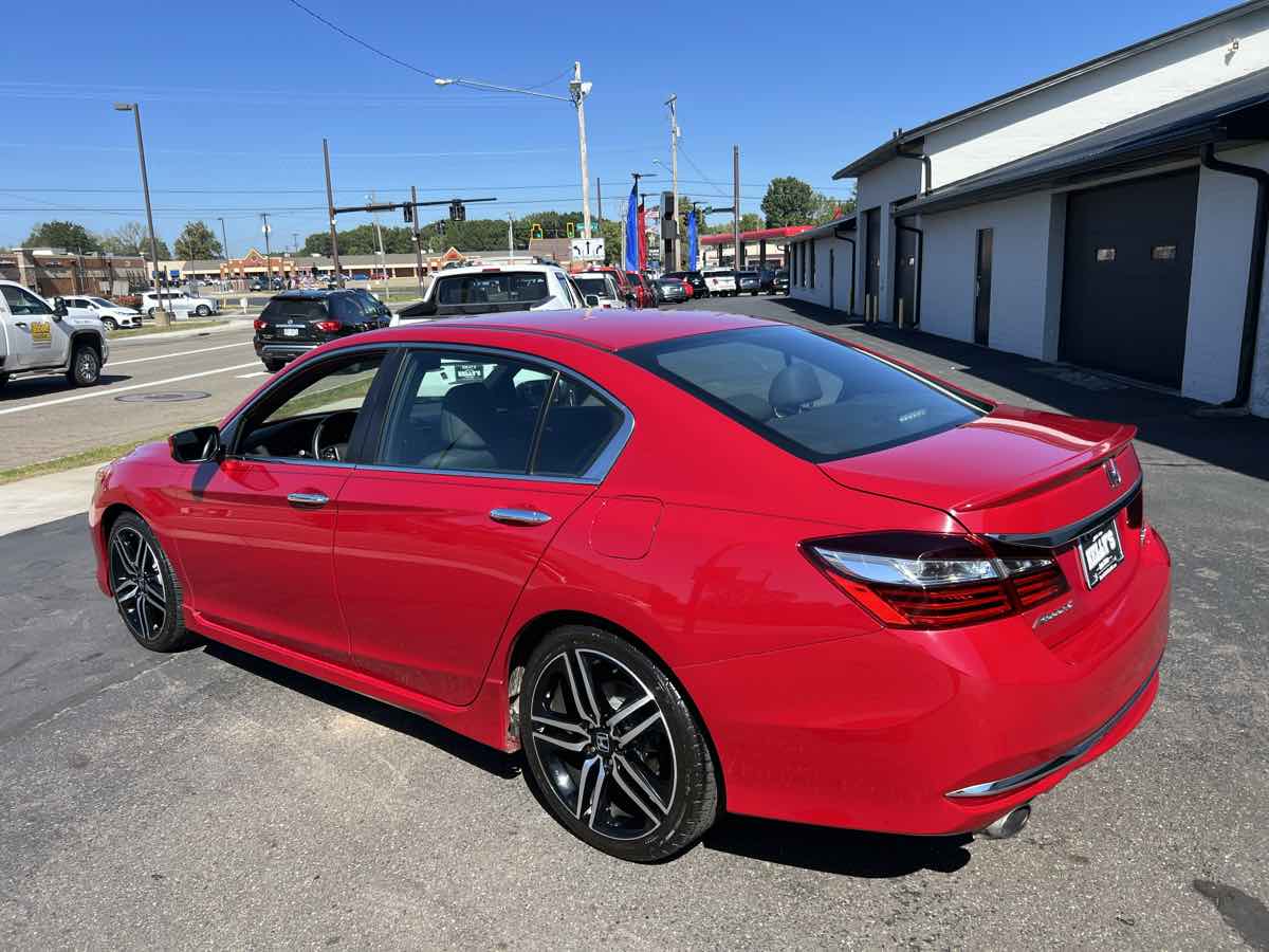 2017 Honda Accord Sport SE photo 3