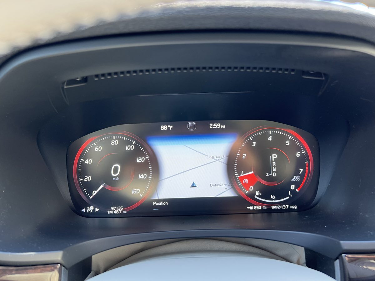 2018 Volvo S90 Momentum photo 23