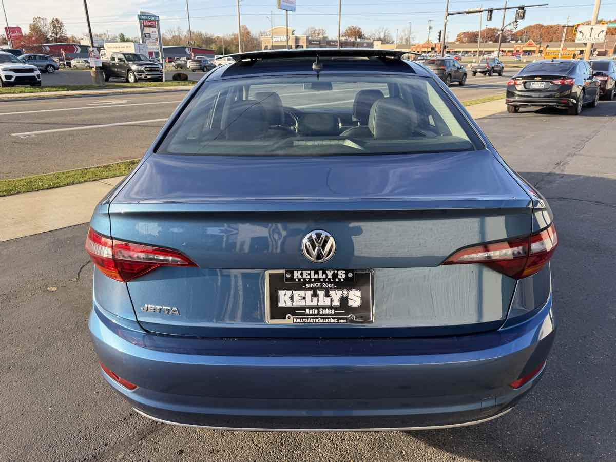 2019 Volkswagen Jetta SE photo 4
