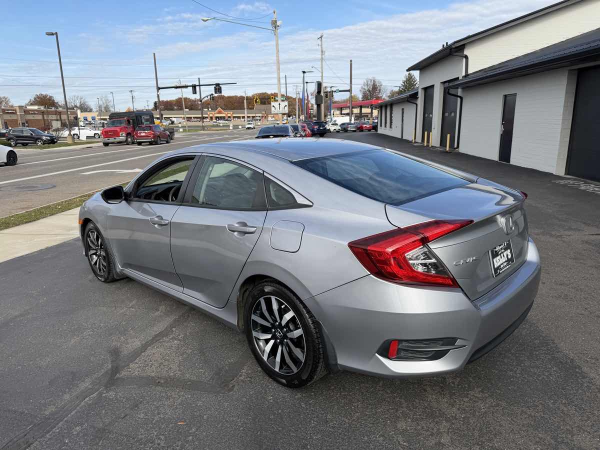 2018 Honda Civic LX photo 3