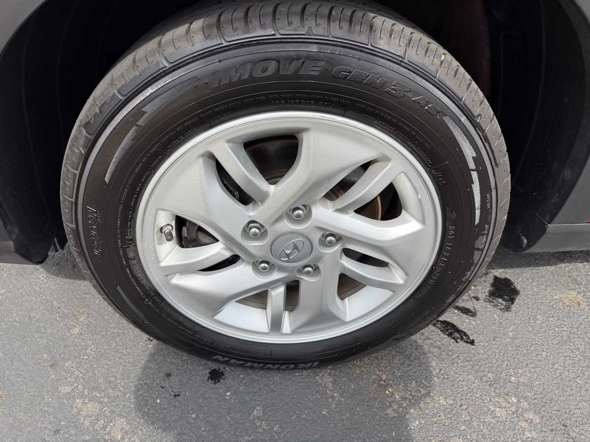 2021 Hyundai Venue SE - Photo 8