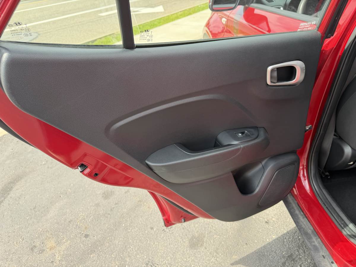 2021 Hyundai Venue SE - Photo 14