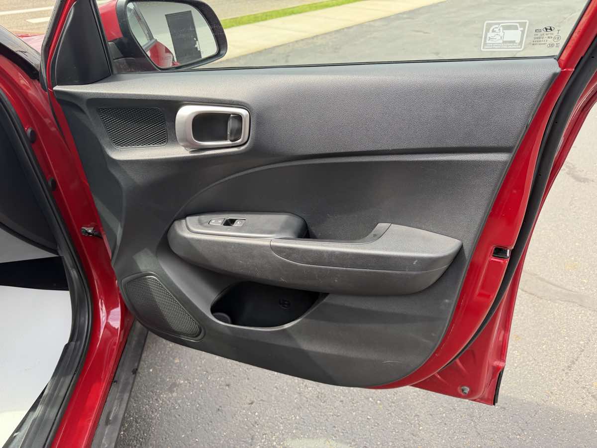 2021 Hyundai Venue SE - Photo 20