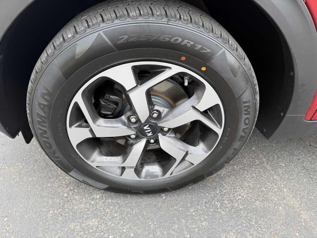 2020 Kia Sportage LX - Photo 8