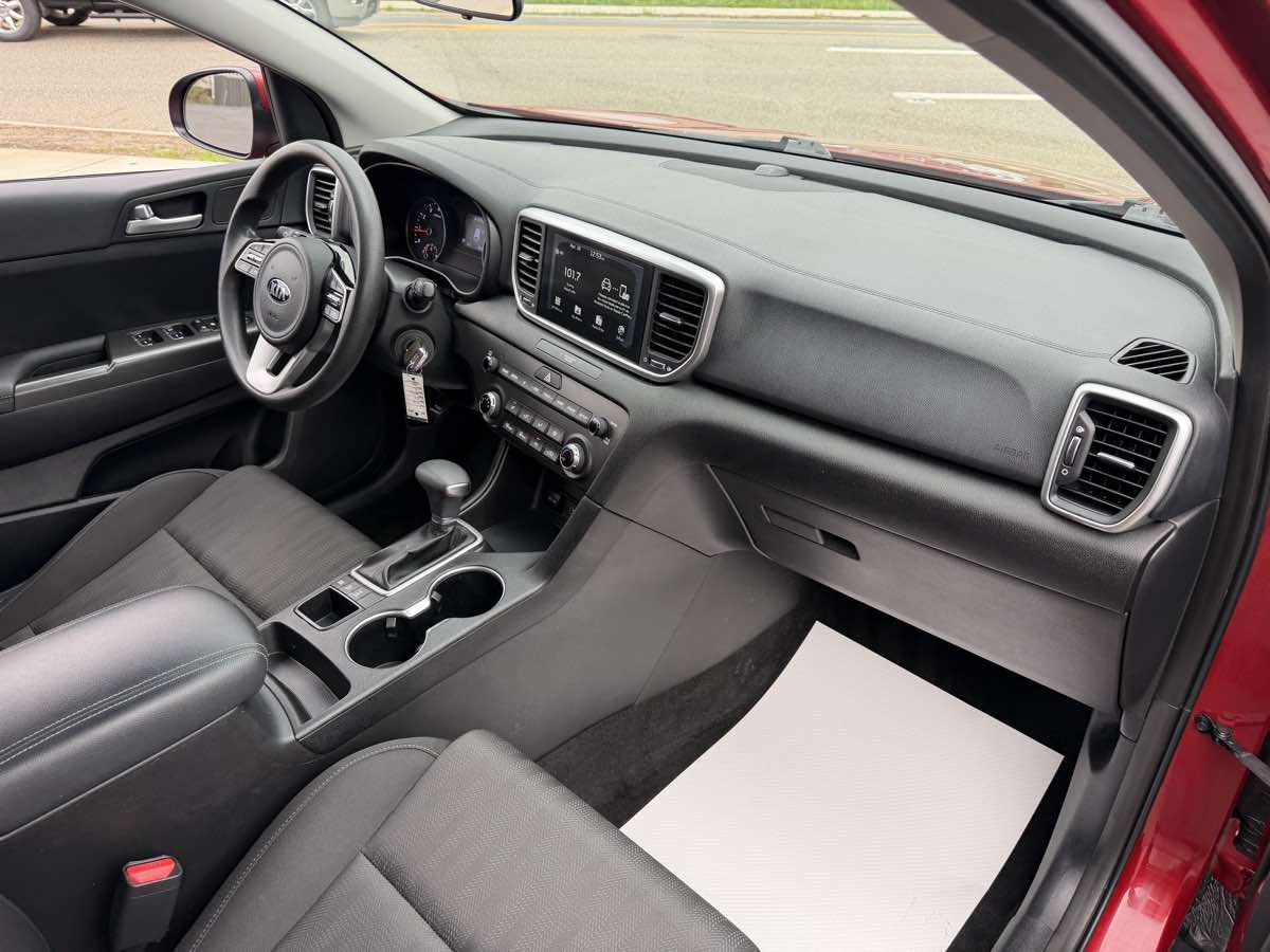 2020 Kia Sportage LX - Photo 19
