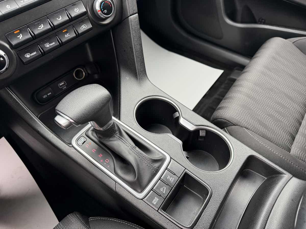 2020 Kia Sportage LX - Photo 23
