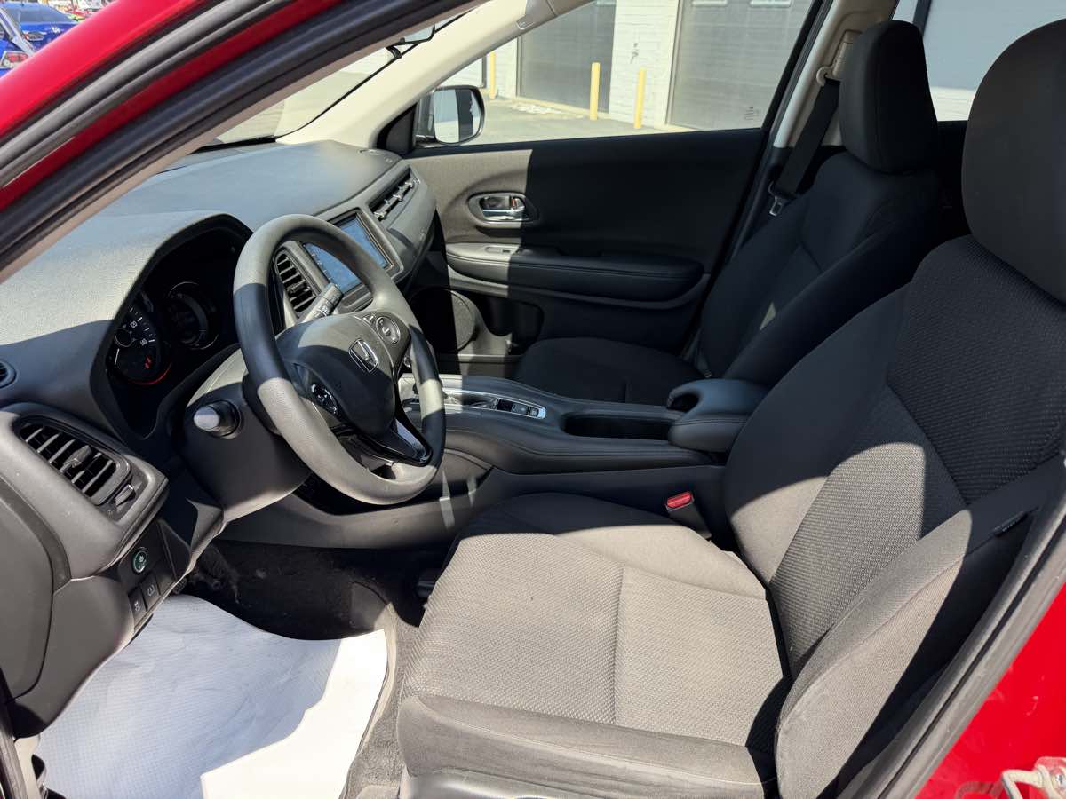 2018 Honda HR-V LX - Photo 10