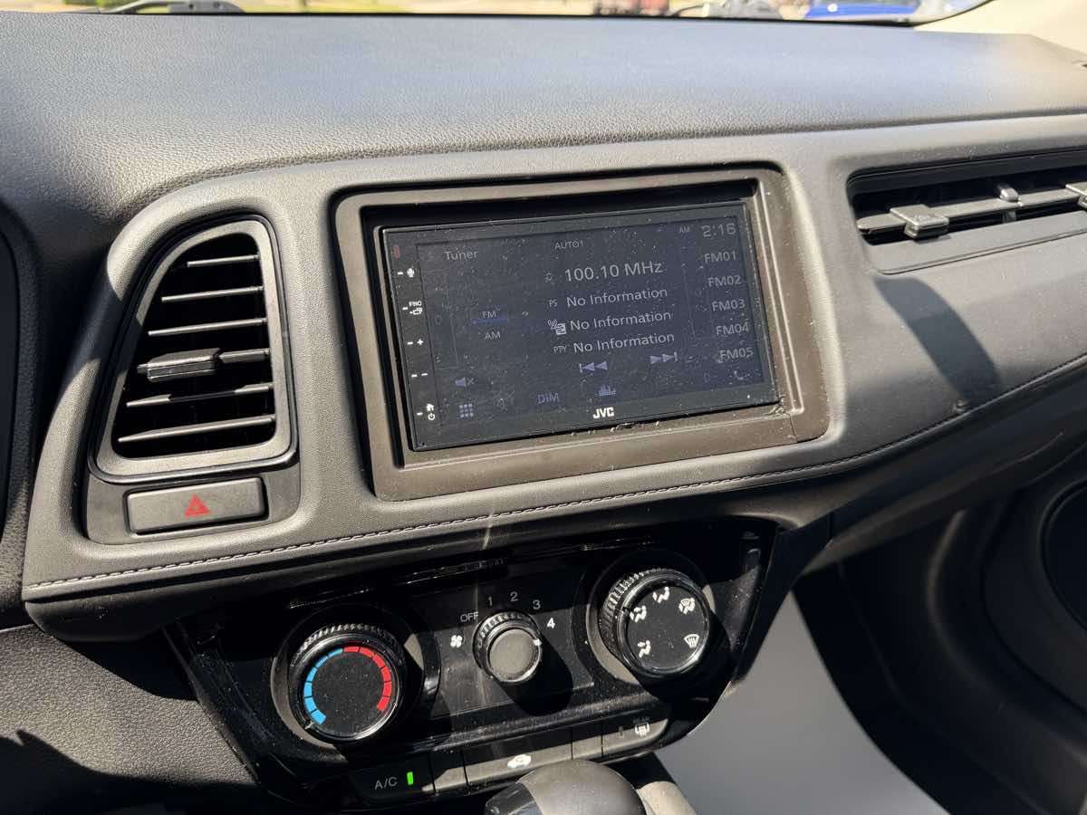 2018 Honda HR-V LX - Photo 22