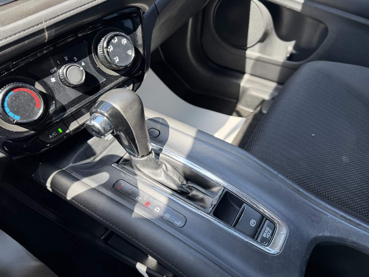 2018 Honda HR-V LX - Photo 23