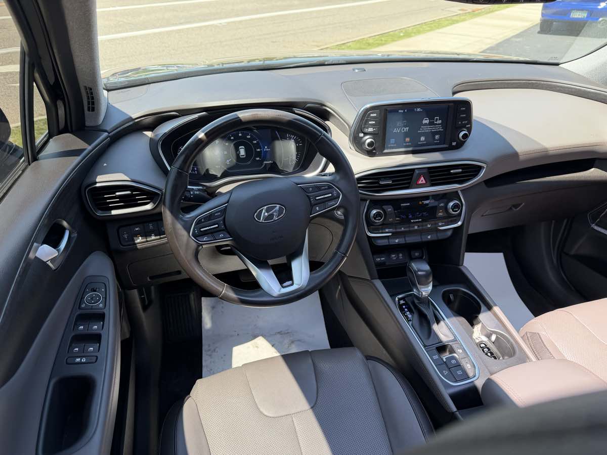 2019 Hyundai Santa Fe Limited - Photo 12