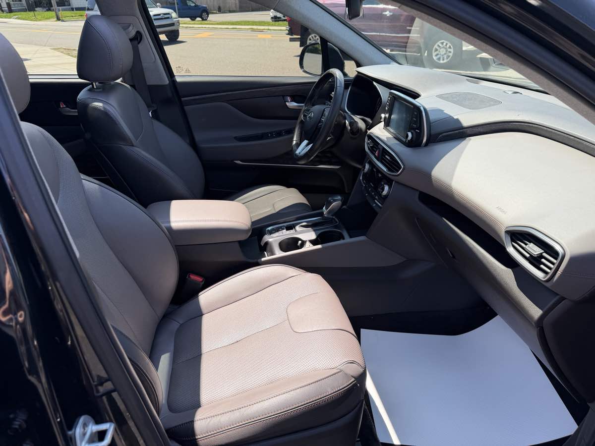 2019 Hyundai Santa Fe Limited - Photo 18