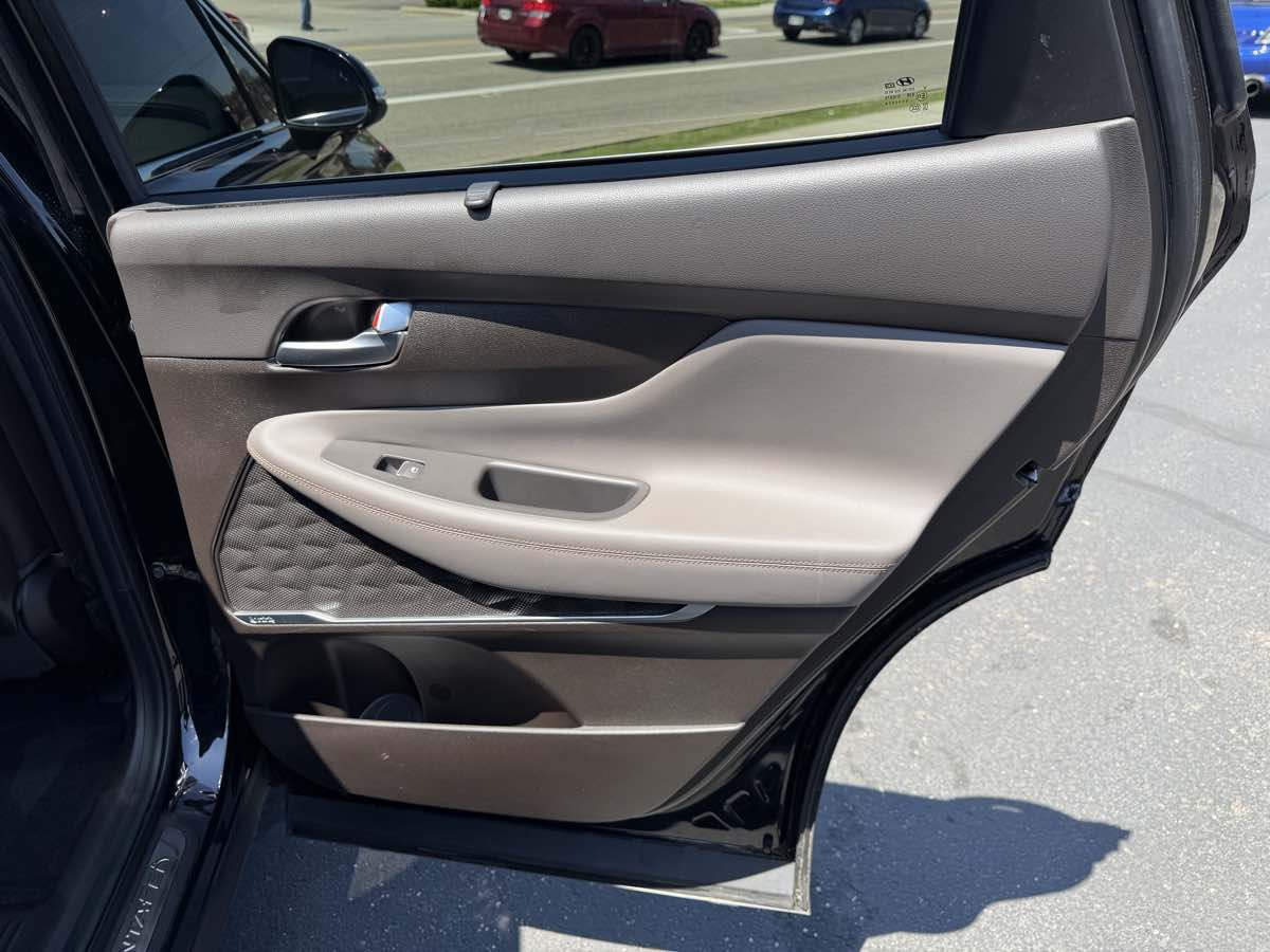 2019 Hyundai Santa Fe Limited - Photo 19