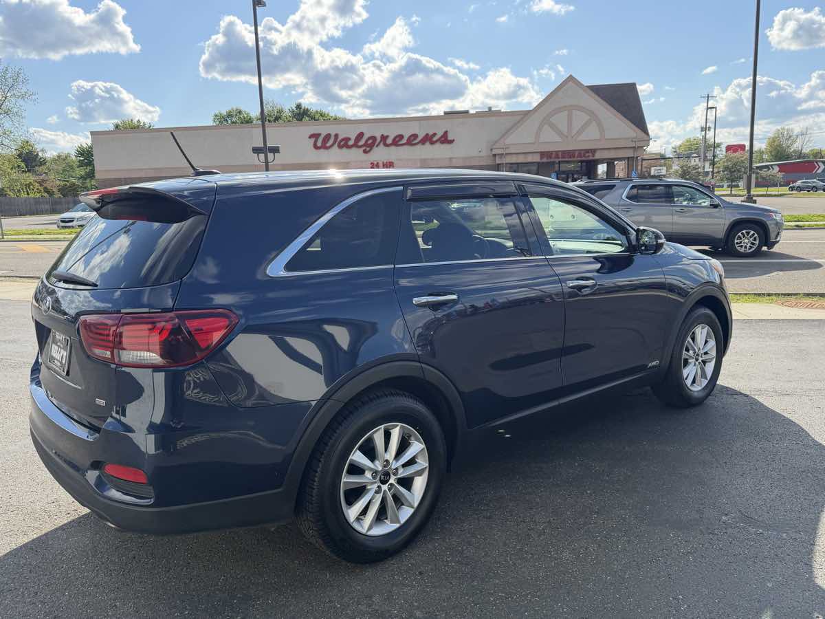 2019 Kia Sorento LX - Photo 5