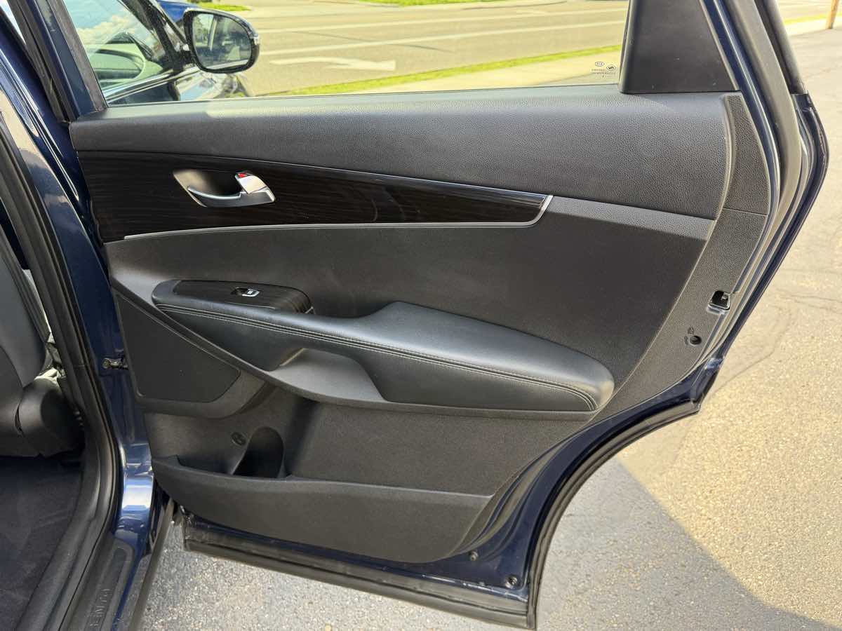 2019 Kia Sorento LX - Photo 17